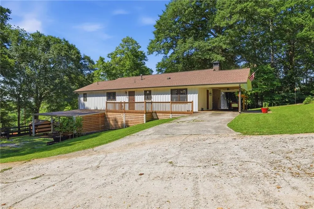 500 Ketron Drive Clarkesville, GA 30523