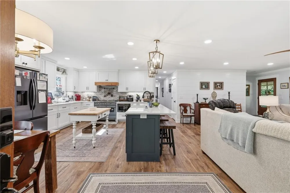 500 Ketron Drive Clarkesville, GA 30523