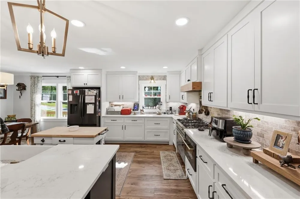 500 Ketron Drive Clarkesville, GA 30523