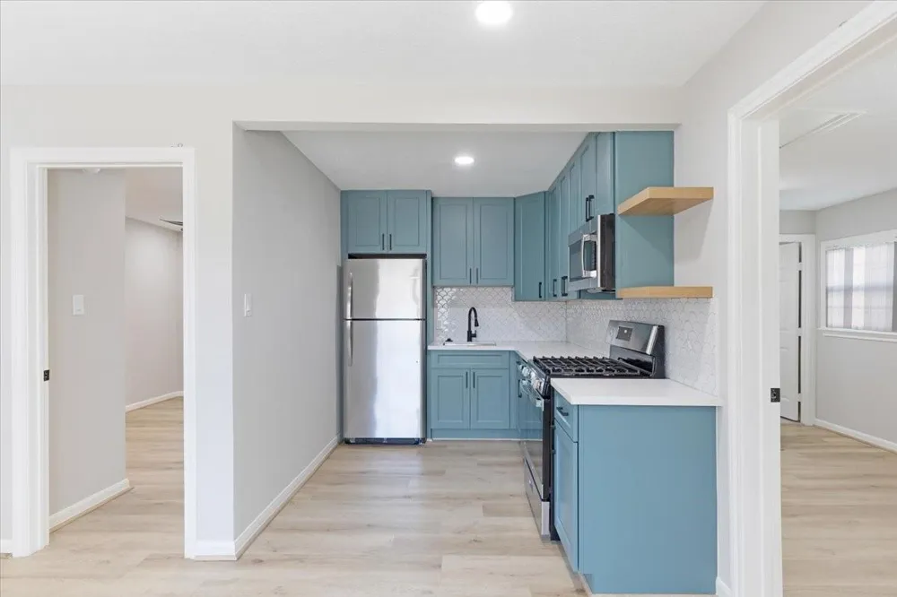 234 W 27th Street #3 Houston, TX 77008