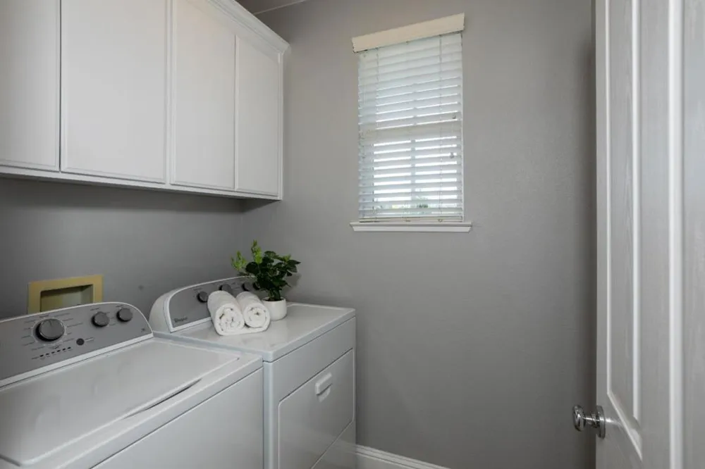 147 Naramore Lane Los Gatos, CA 95032