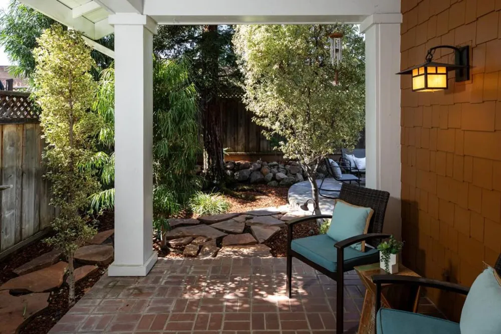 147 Naramore Lane Los Gatos, CA 95032