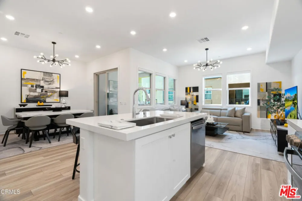 1618 Hollyleaf Terrace Montebello, CA 90640