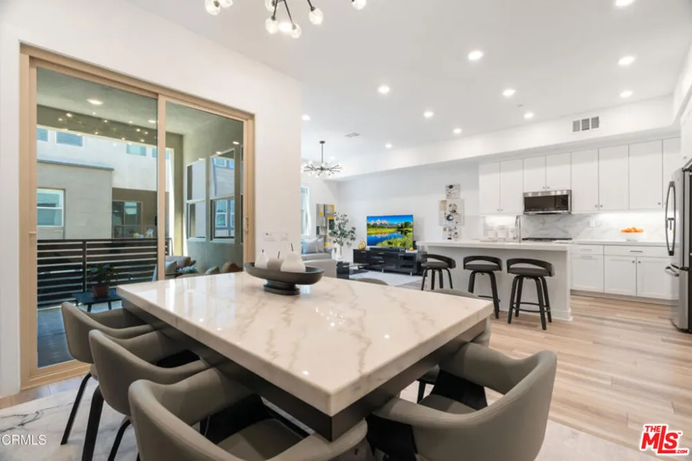 1618 Hollyleaf Terrace Montebello, CA 90640