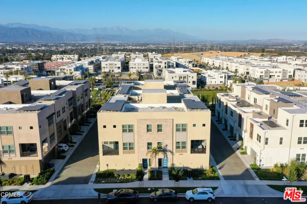 1618 Hollyleaf Terrace Montebello, CA 90640