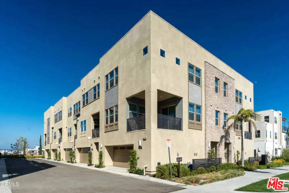 1618 Hollyleaf Terrace Montebello, CA 90640