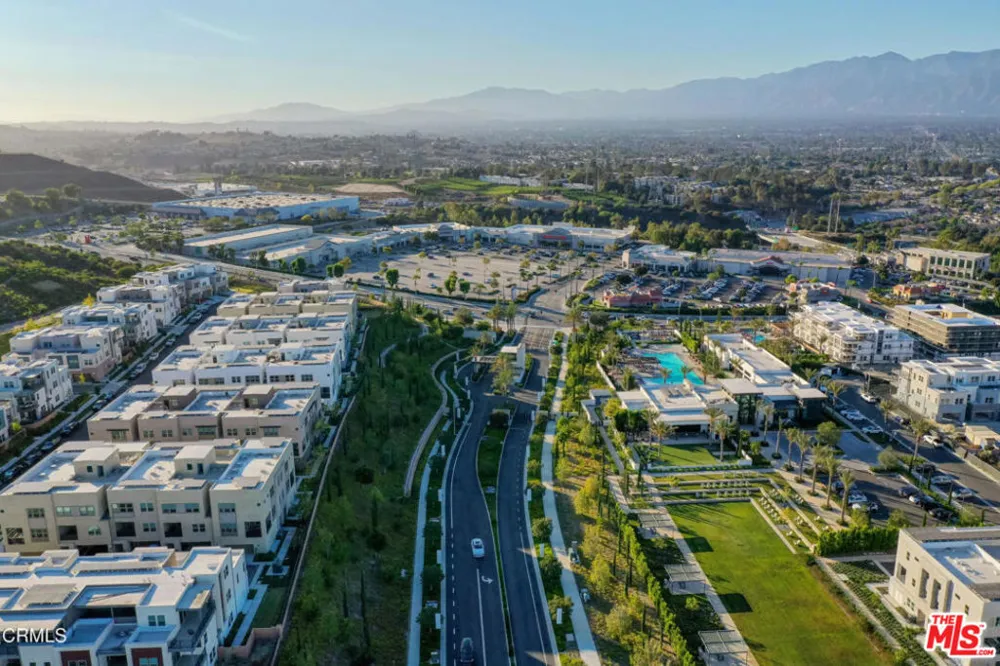 1618 Hollyleaf Terrace Montebello, CA 90640