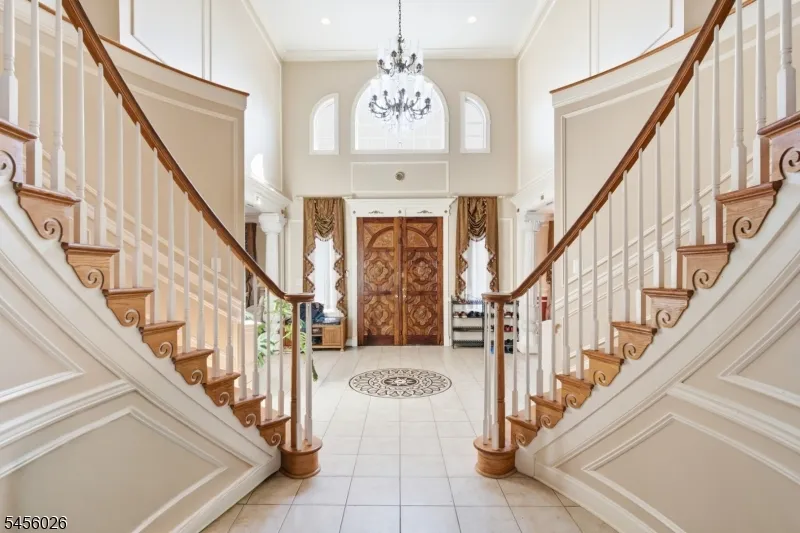 3 Topaz Ct Marlboro, NJ 07746