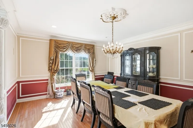 3 Topaz Ct Marlboro, NJ 07746