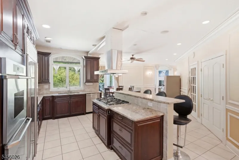 3 Topaz Ct Marlboro, NJ 07746