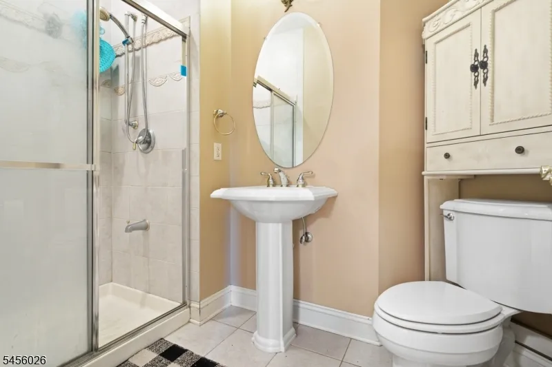 3 Topaz Ct Marlboro, NJ 07746