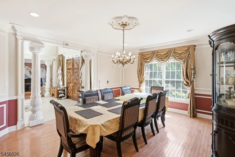 3 Topaz Ct Marlboro, NJ 07746