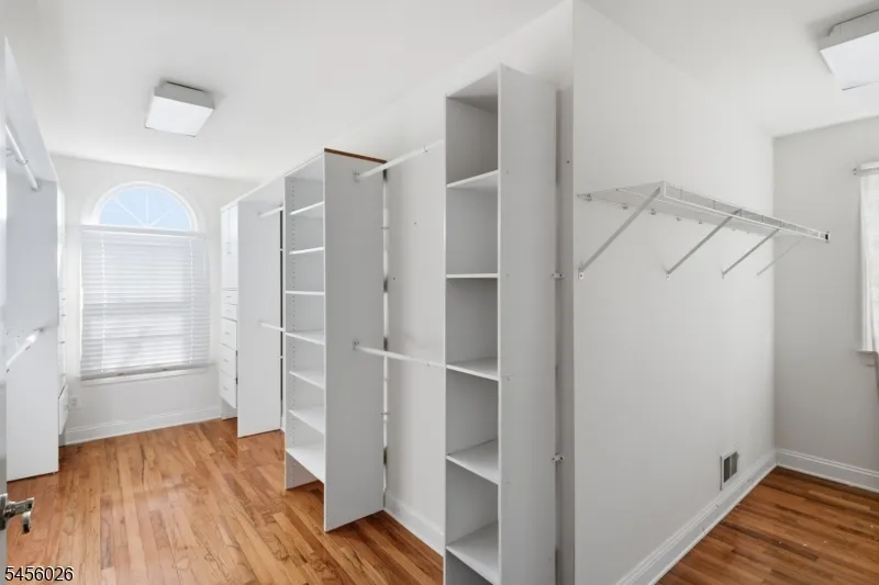3 Topaz Ct Marlboro, NJ 07746