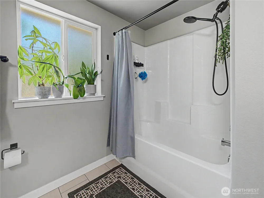 27011 173rd Street E Buckley, WA 98321