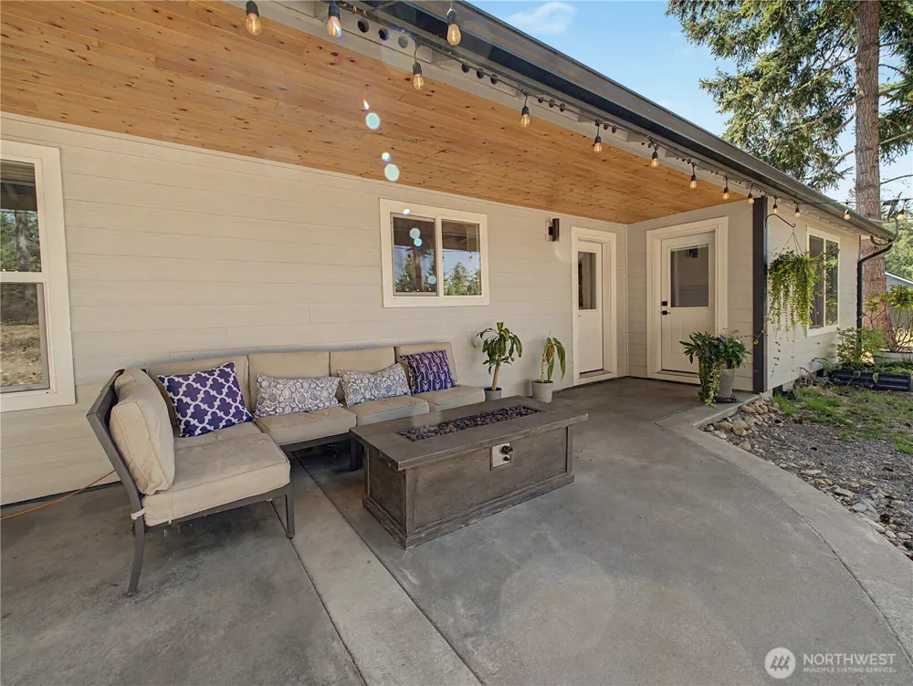 27011 173rd Street E Buckley, WA 98321