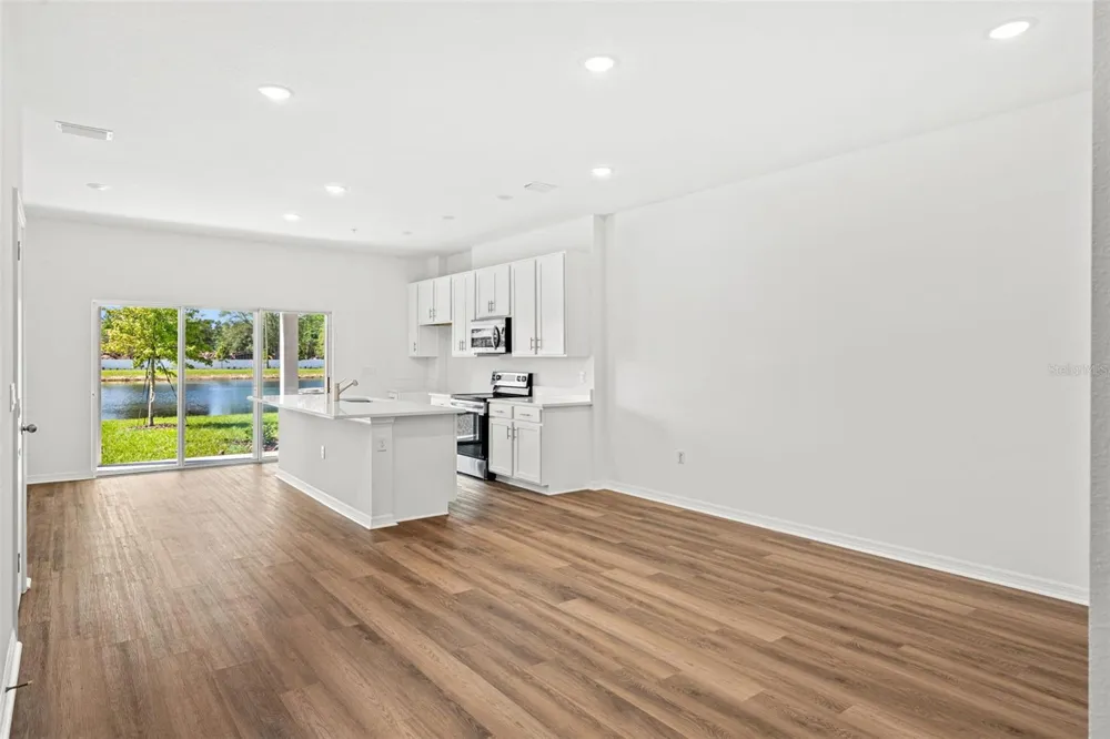 4941 WINDING RIVER ROAD Orlando, FL 32822