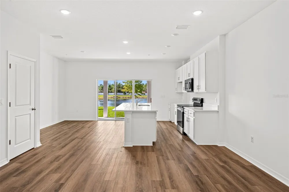 4941 WINDING RIVER ROAD Orlando, FL 32822