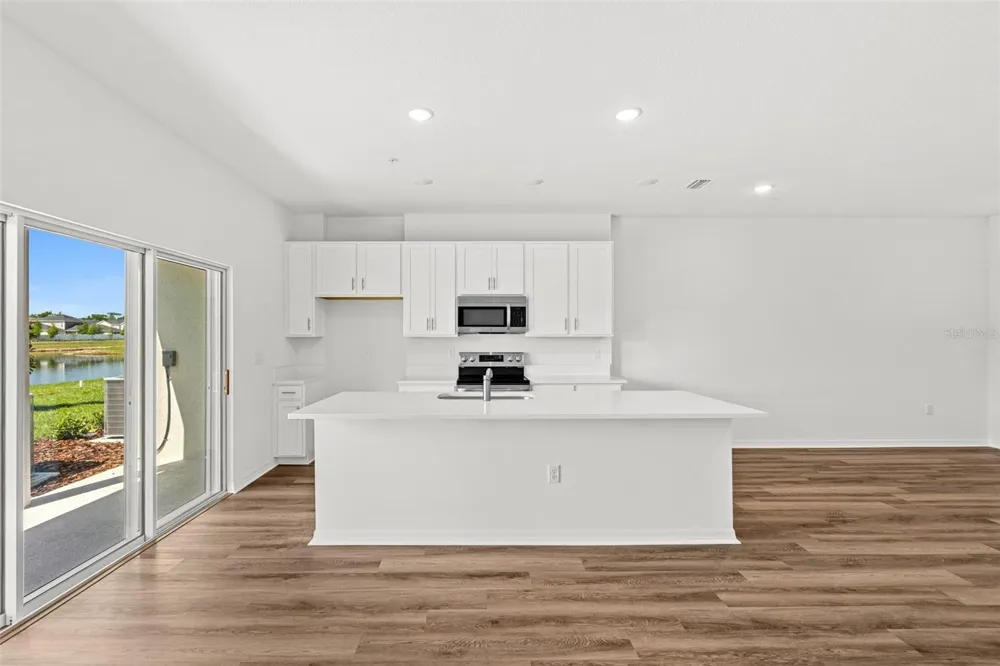 4941 WINDING RIVER ROAD Orlando, FL 32822