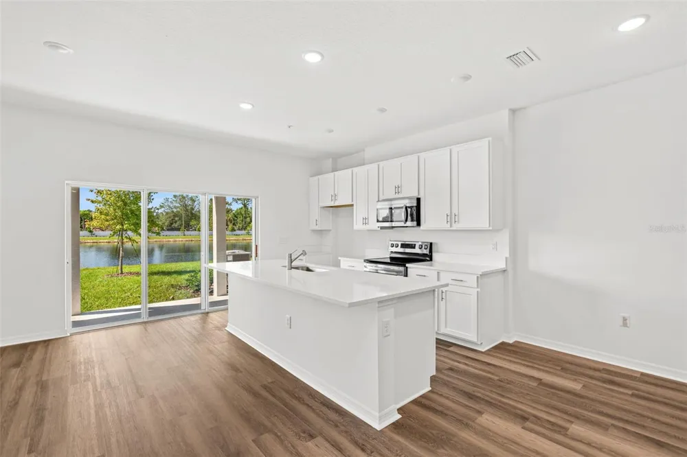 4941 WINDING RIVER ROAD Orlando, FL 32822