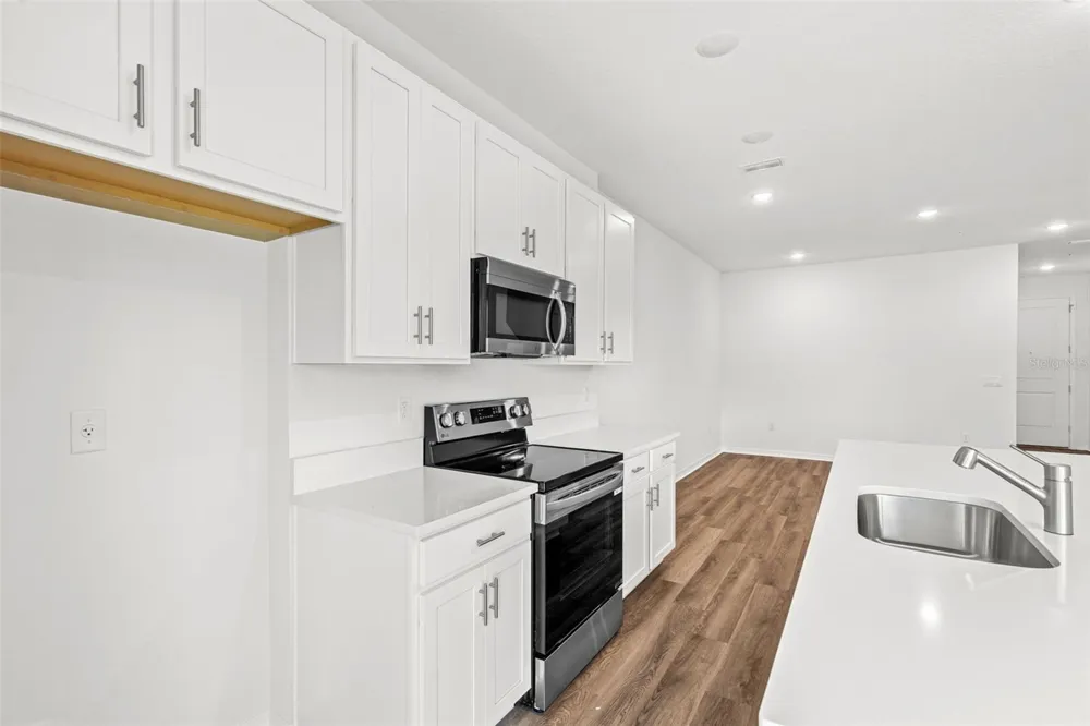 4941 WINDING RIVER ROAD Orlando, FL 32822