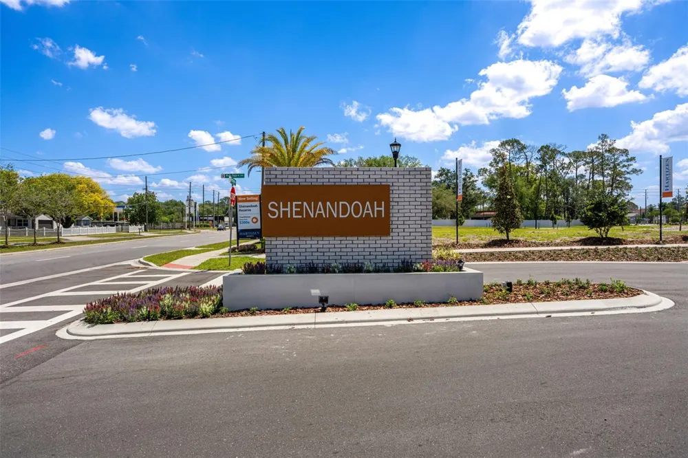 4941 WINDING RIVER ROAD Orlando, FL 32822