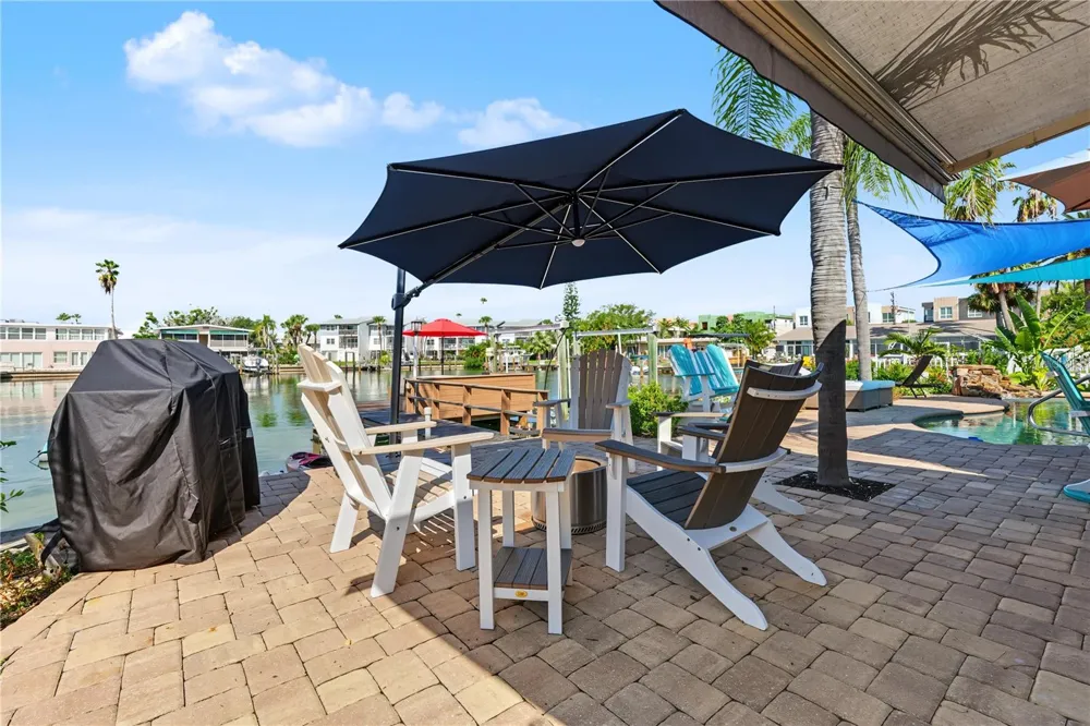 12000 4TH STREET E Treasure Island, FL 33706