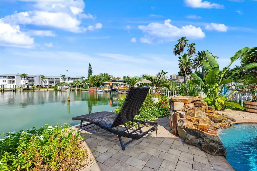 12000 4TH STREET E Treasure Island, FL 33706