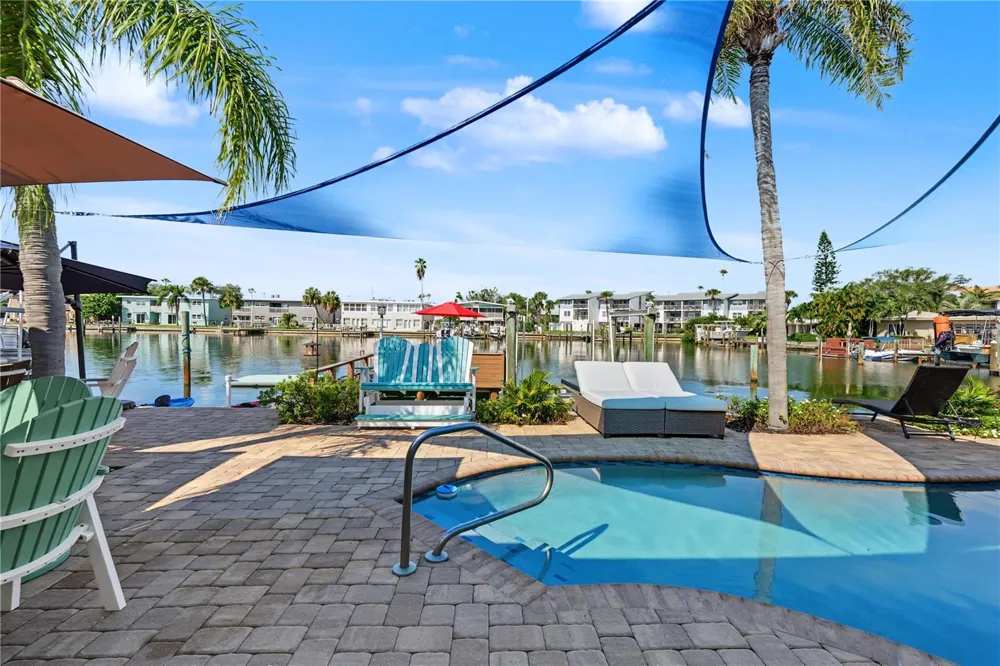 12000 4TH STREET E Treasure Island, FL 33706