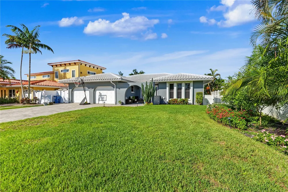 12000 4TH STREET E Treasure Island, FL 33706