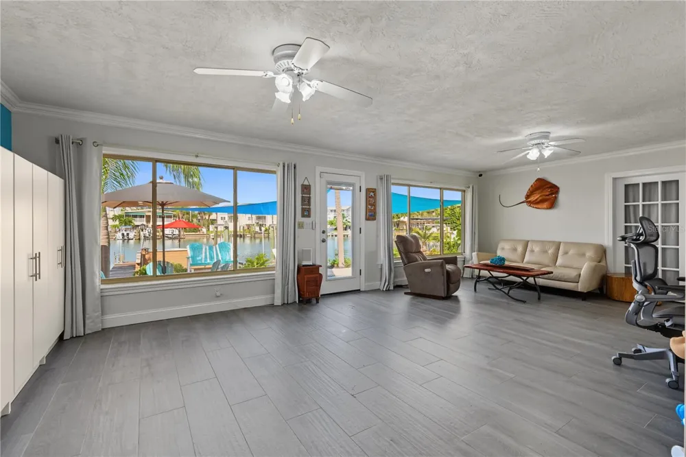 12000 4TH STREET E Treasure Island, FL 33706