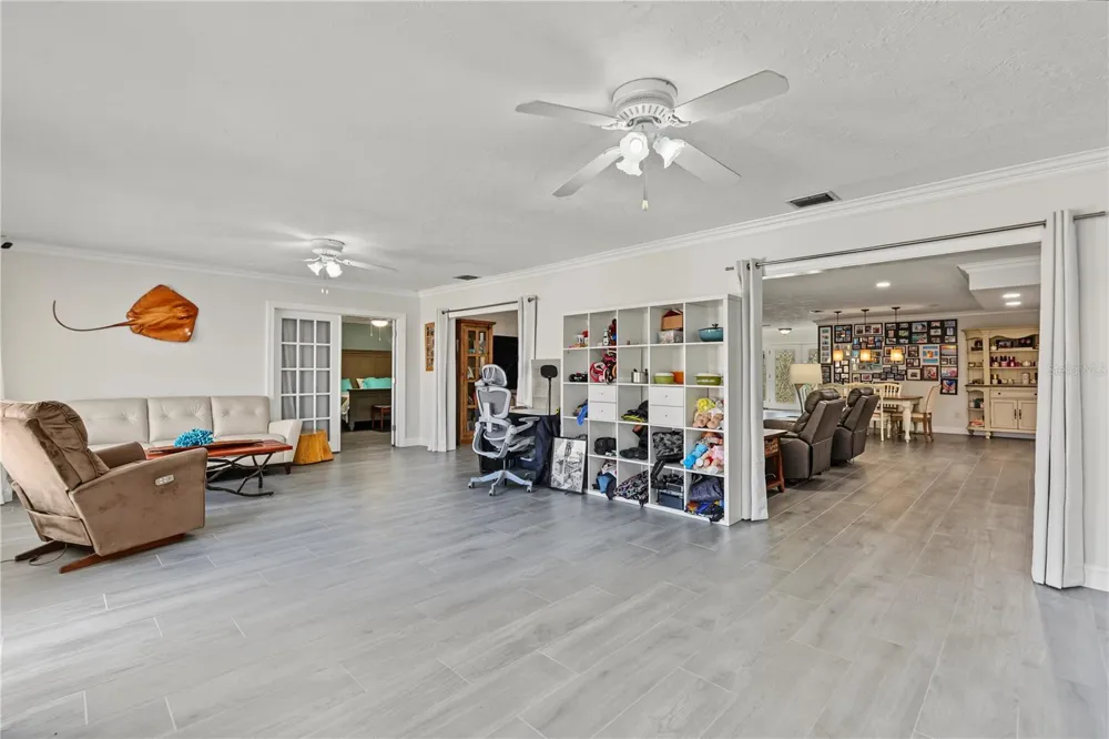 12000 4TH STREET E Treasure Island, FL 33706
