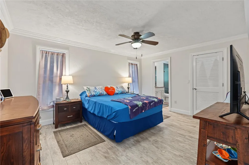 12000 4TH STREET E Treasure Island, FL 33706