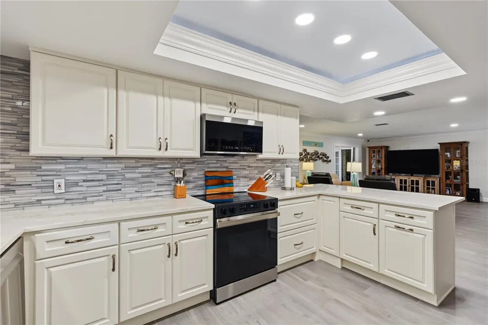 12000 4TH STREET E Treasure Island, FL 33706