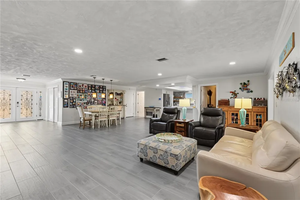 12000 4TH STREET E Treasure Island, FL 33706