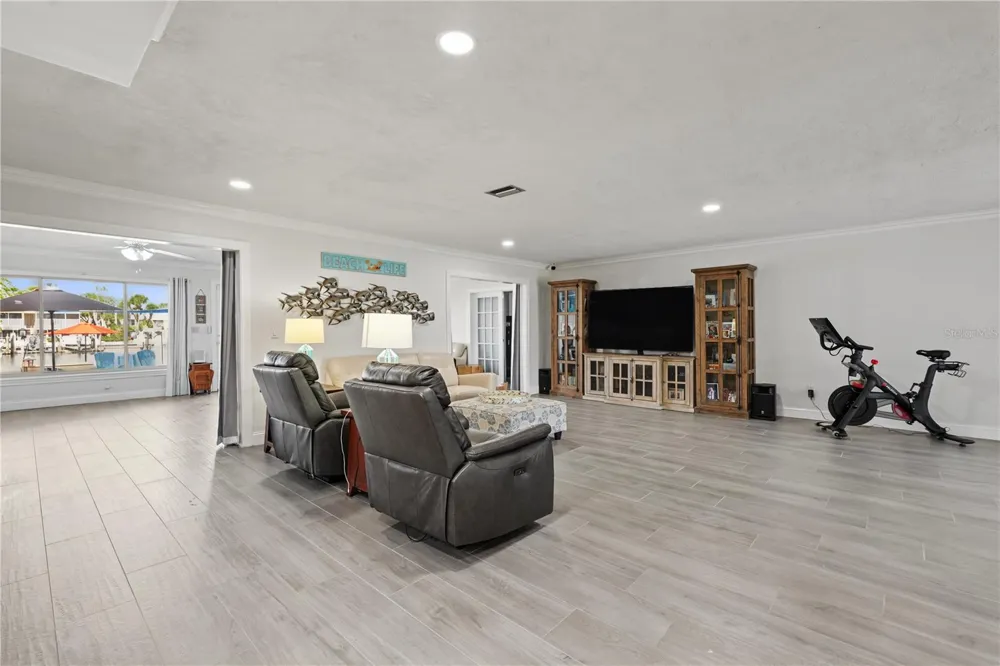 12000 4TH STREET E Treasure Island, FL 33706