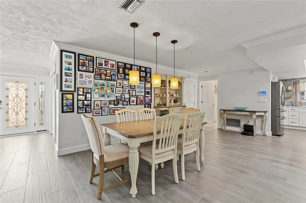 12000 4TH STREET E Treasure Island, FL 33706