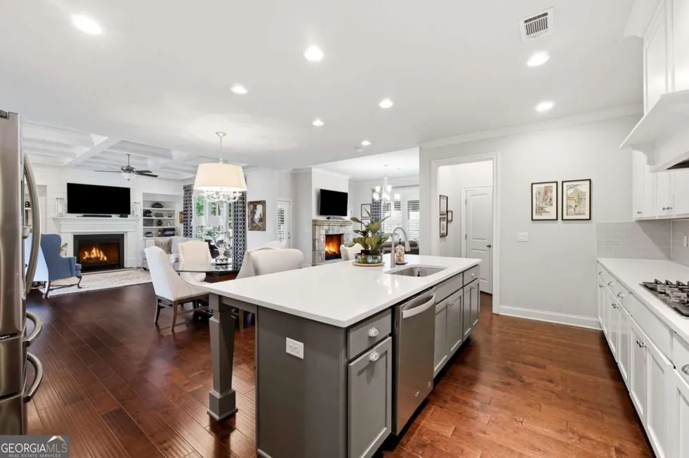 2442 Sunflower DR Hoschton, GA 30548