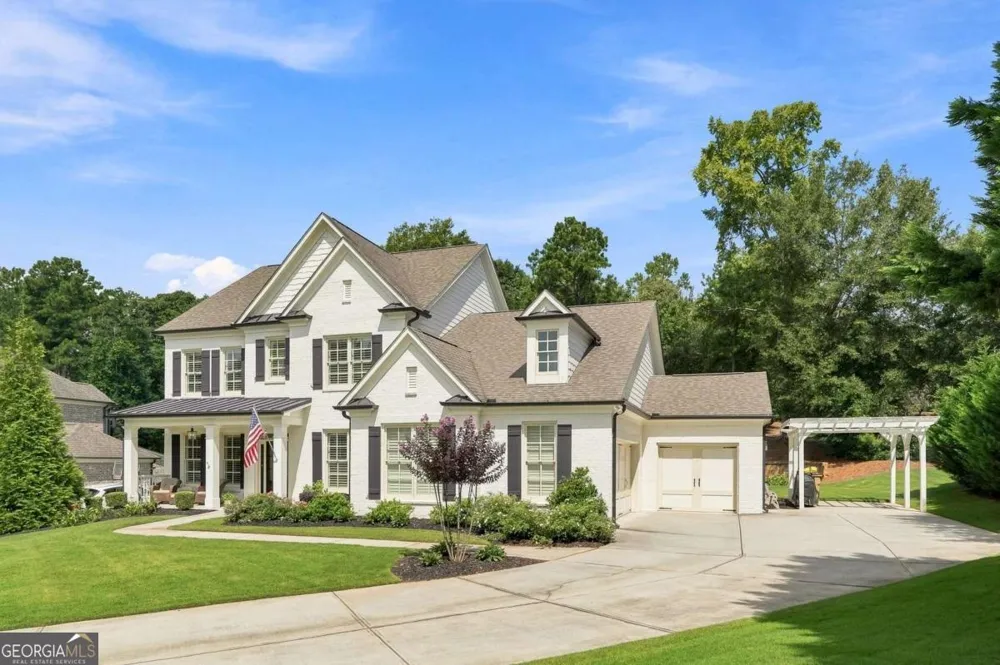 2442 Sunflower DR Hoschton, GA 30548