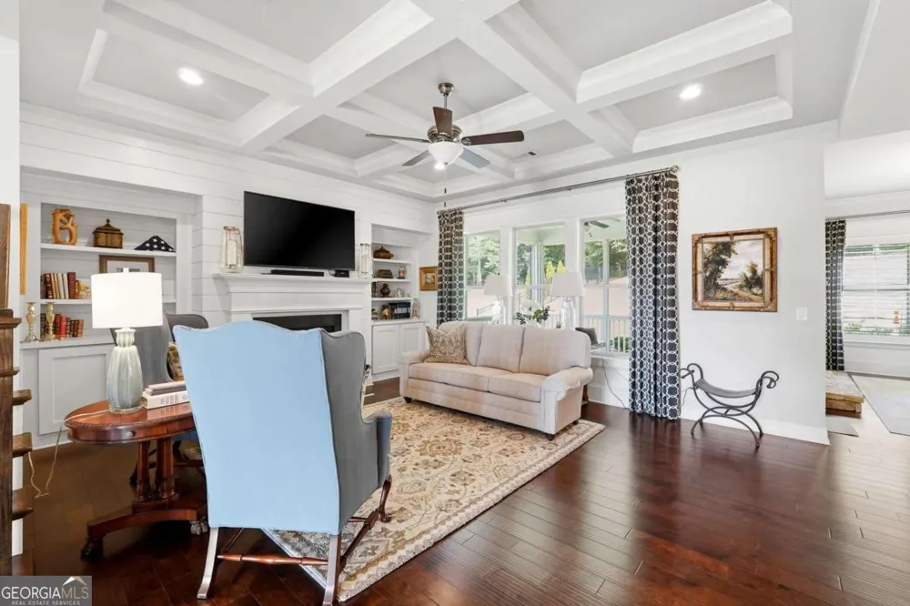 2442 Sunflower DR Hoschton, GA 30548