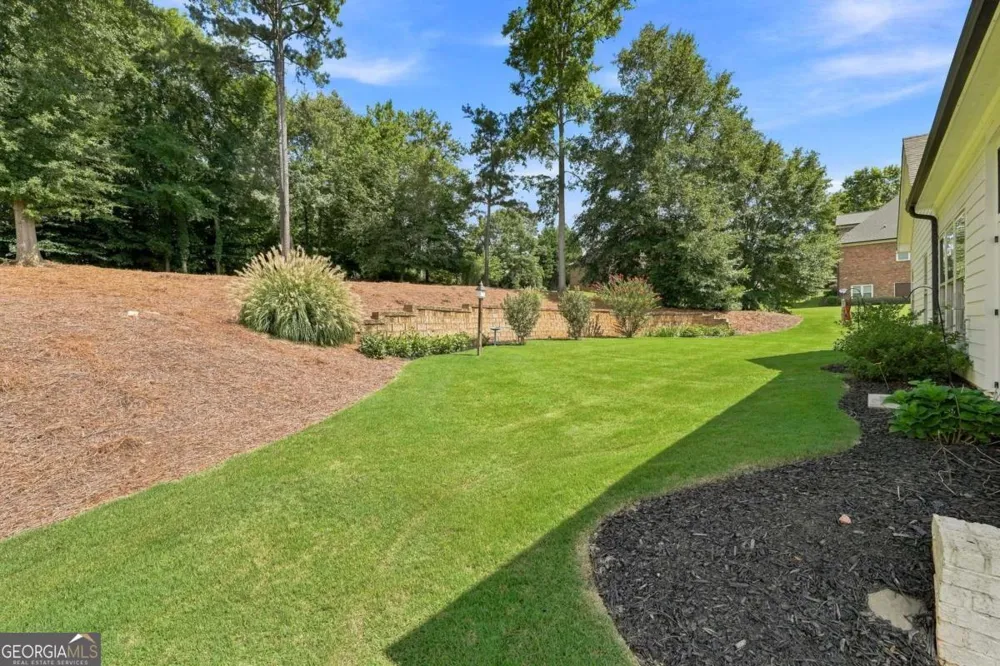 2442 Sunflower DR Hoschton, GA 30548