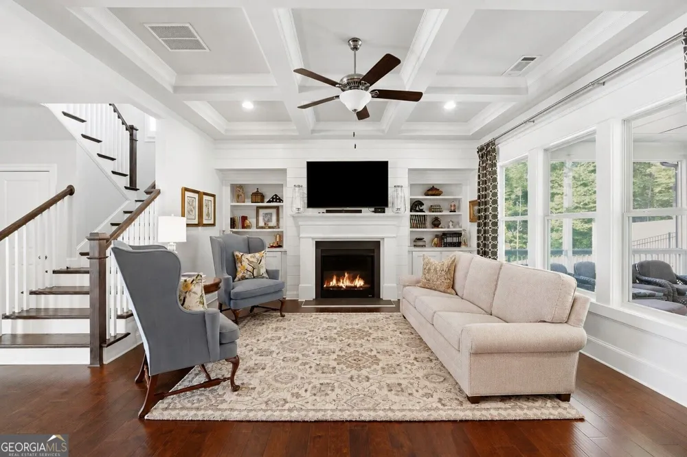 2442 Sunflower DR Hoschton, GA 30548