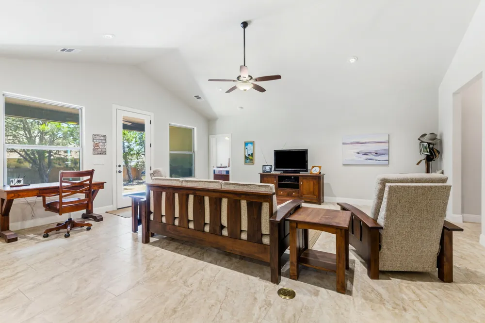 18817 Kelly Drive Lago Vista, TX 78645