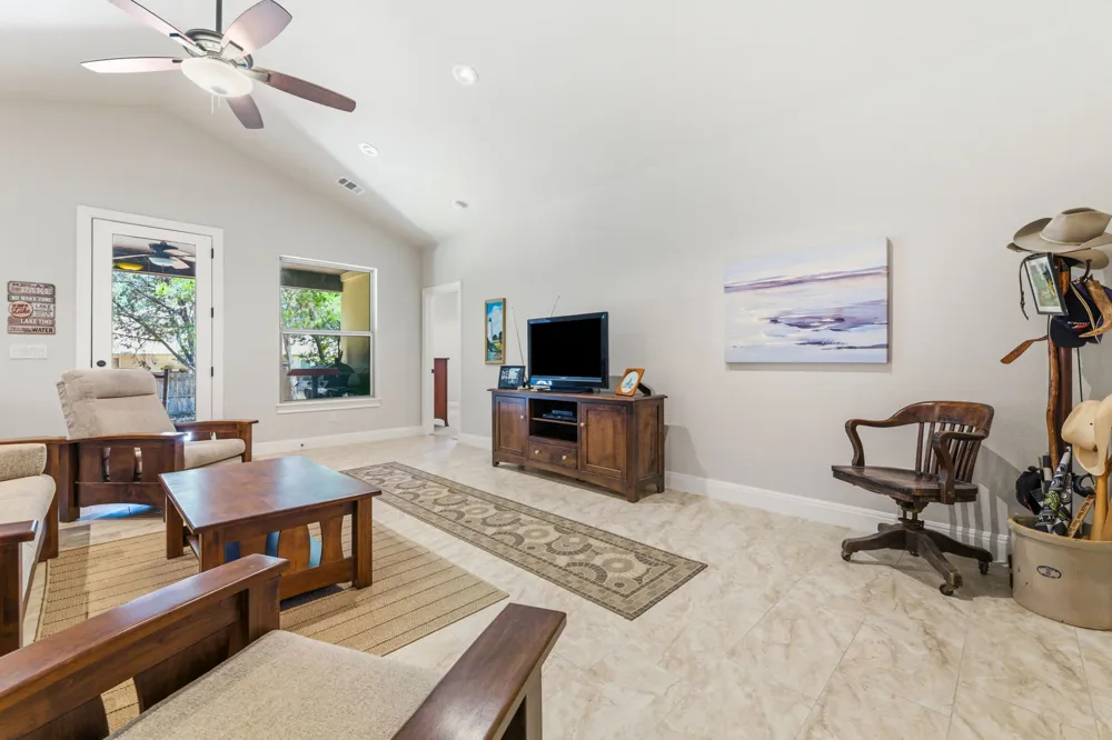 18817 Kelly Drive Lago Vista, TX 78645