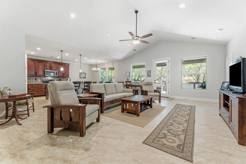 18817 Kelly Drive Lago Vista, TX 78645