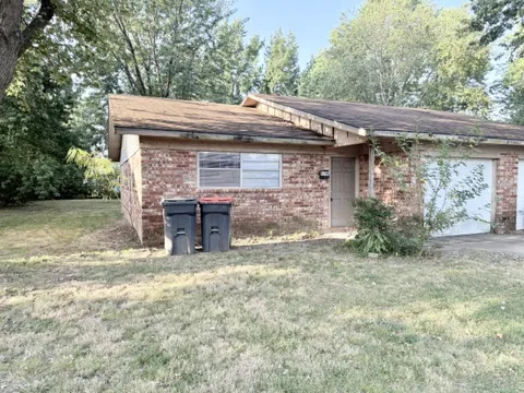 2015 W Emma Avenue #A