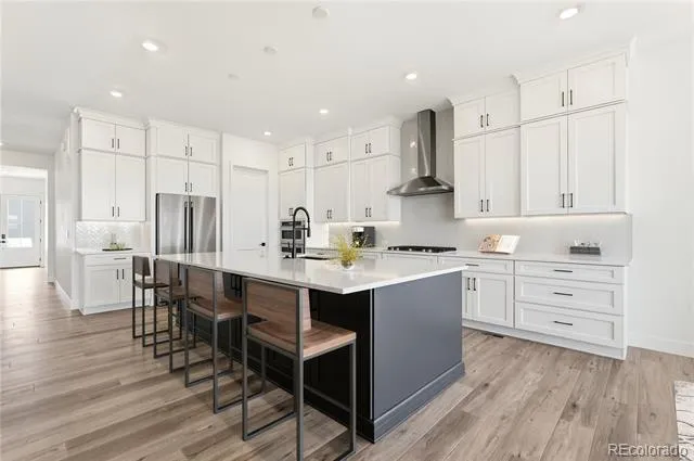 11184 Amber Light Trail Littleton, CO 80125