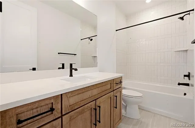 1252 Stillspring Lane Castle Pines, CO 80108