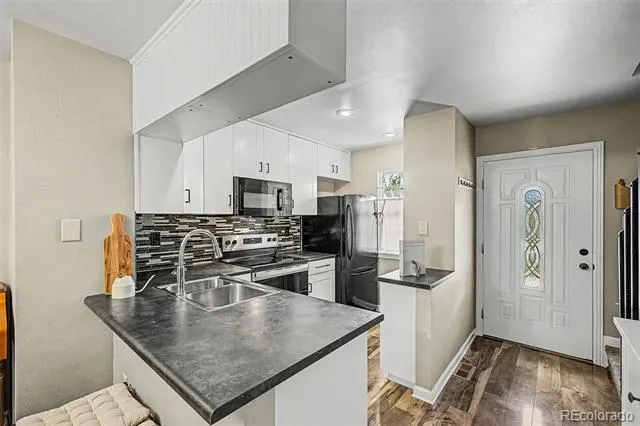 8198 S Columbine Court Centennial, CO 80122