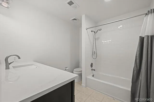 10910 W Florida Avenue #523 Lakewood, CO 80232