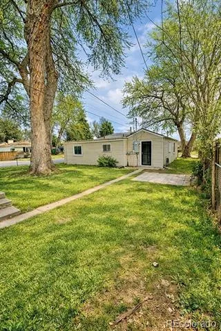 4995 Vallejo Street Denver, CO 80221